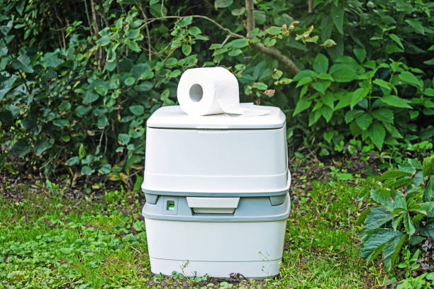 Portable Toilet Options We Offer in Meadow Vale, KY